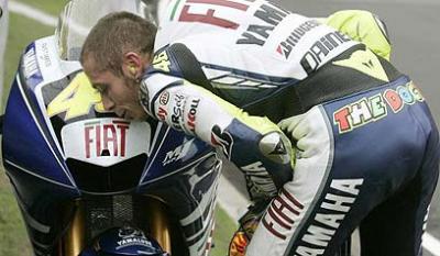 Rossi renueva con Yamaha hasta el 2010